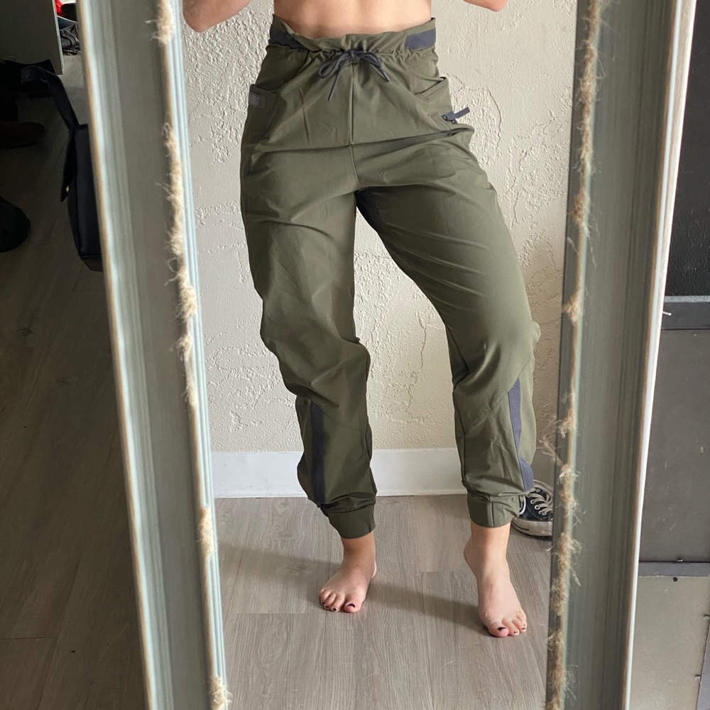 Gymshark utility jogger pant